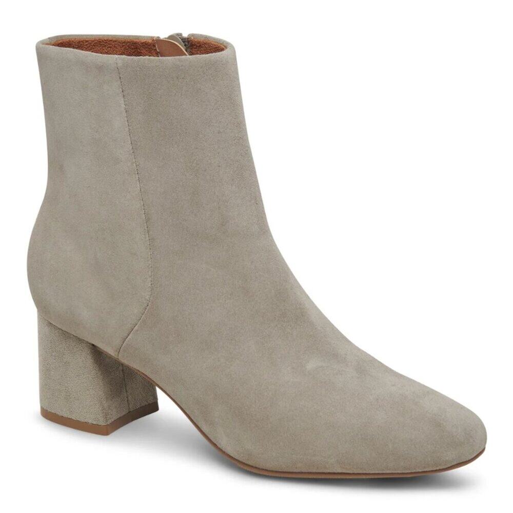 Blondo Etana Waterproof Block Heel Bootie size 6.5 New